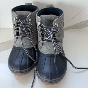 Sperry Boys Bowline Duck Boot, Navy/Gray